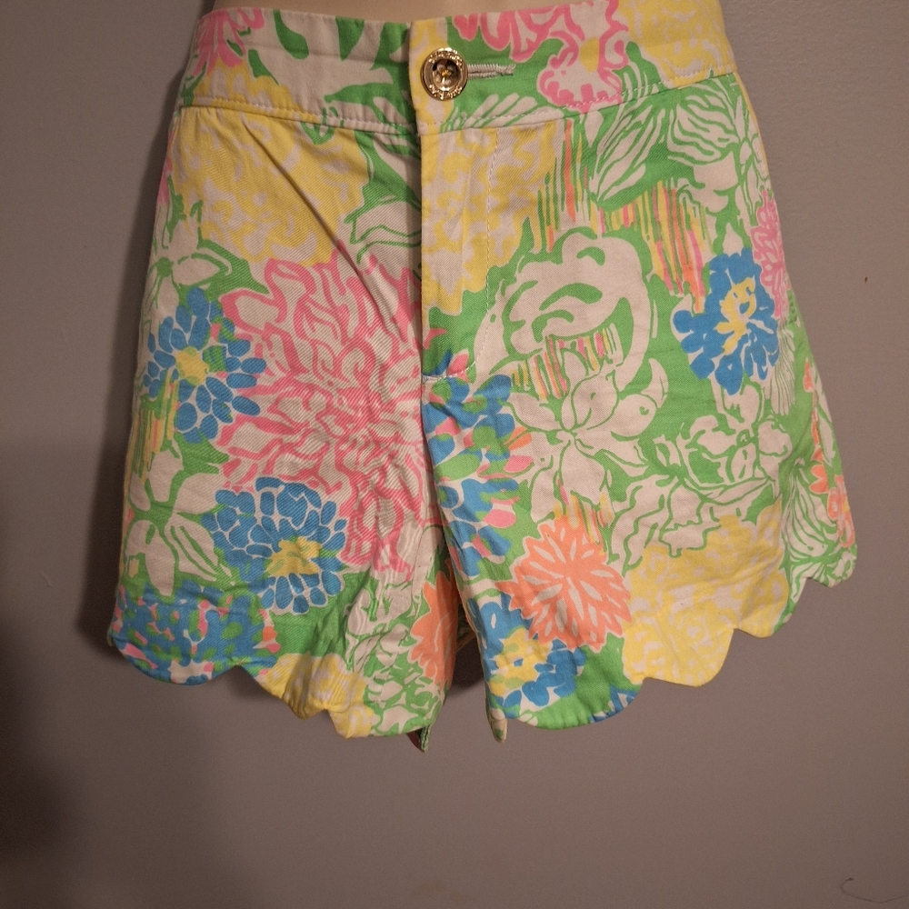 Lilly Pulitzer Green and Pink Skort And Scallop Shorts - Picture 2 of 5